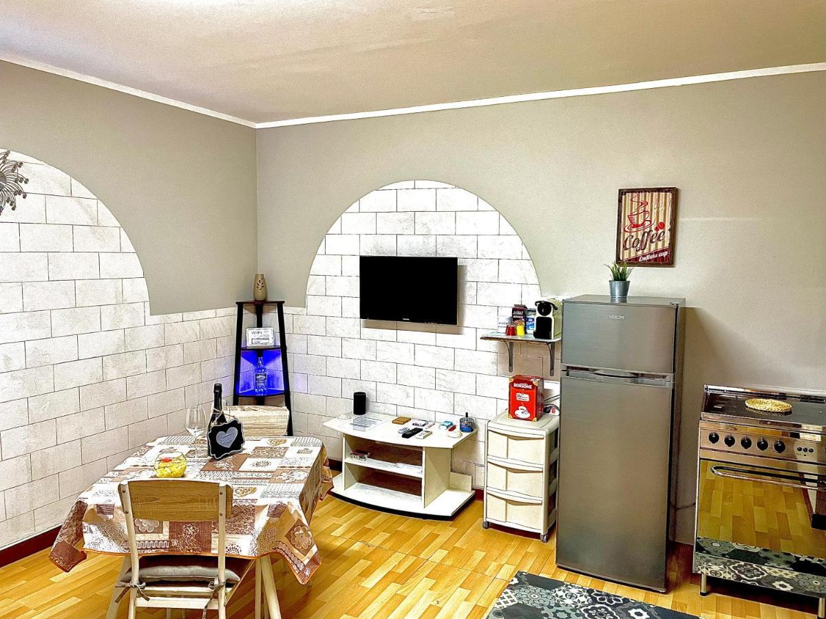 Apartamento Monolocale Deluxe A 2,7 Km Dal Mare Per 2 Persone Siderno Exterior foto